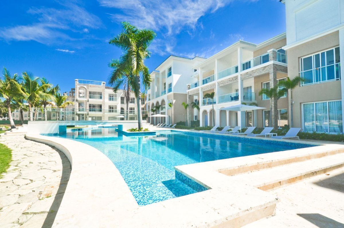 APARTMENT FOR SALE READY NEXT TO THE HARD ROCK