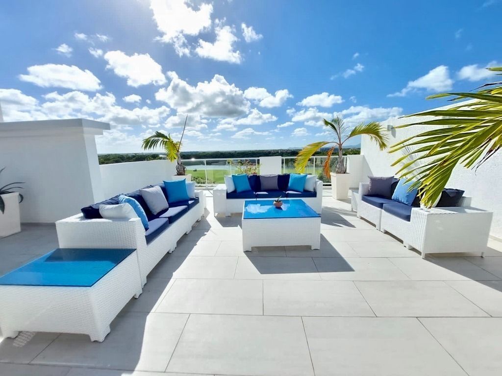 PENTHOUSE FOR SALE WITH 360° PANORAMIC VIEWS IN CANA BAY, PUNTA CANA