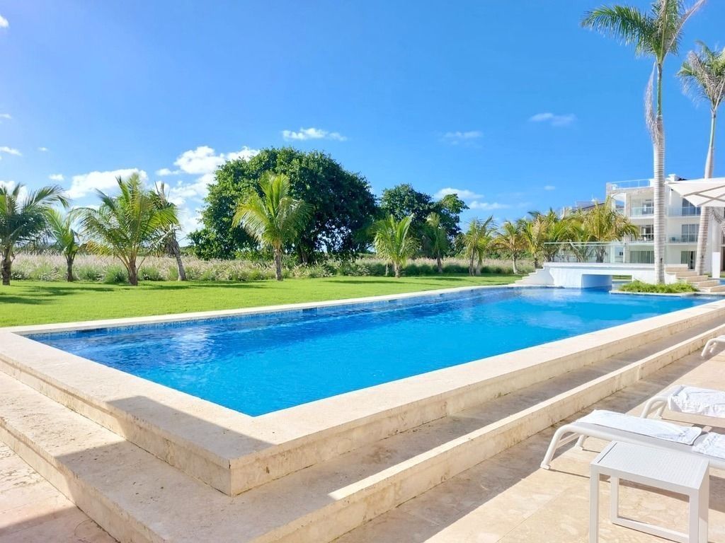 PENTHOUSE FOR SALE WITH 360° PANORAMIC VIEWS IN CANA BAY, PUNTA CANA