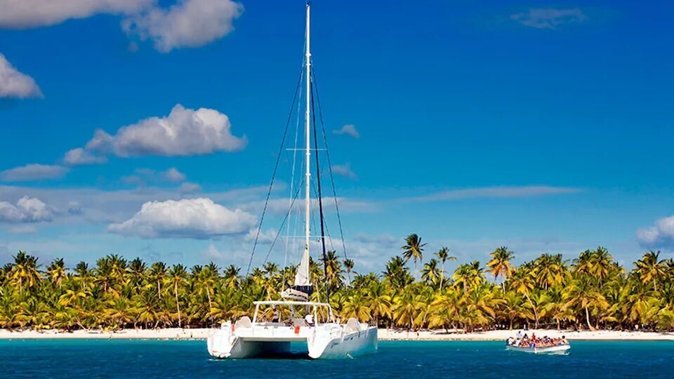 BRAND NEW PENTHOUSE FOR SALE IN DOMINICUS READY TO GENERATE INCOME
