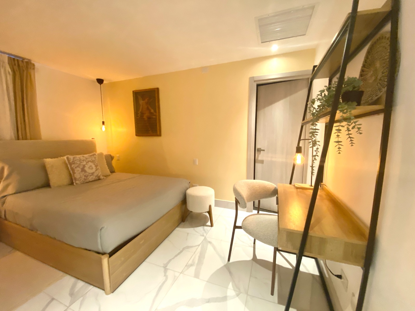 ALQUILER APARTAMENTO LUJOSO EN CAP CANA