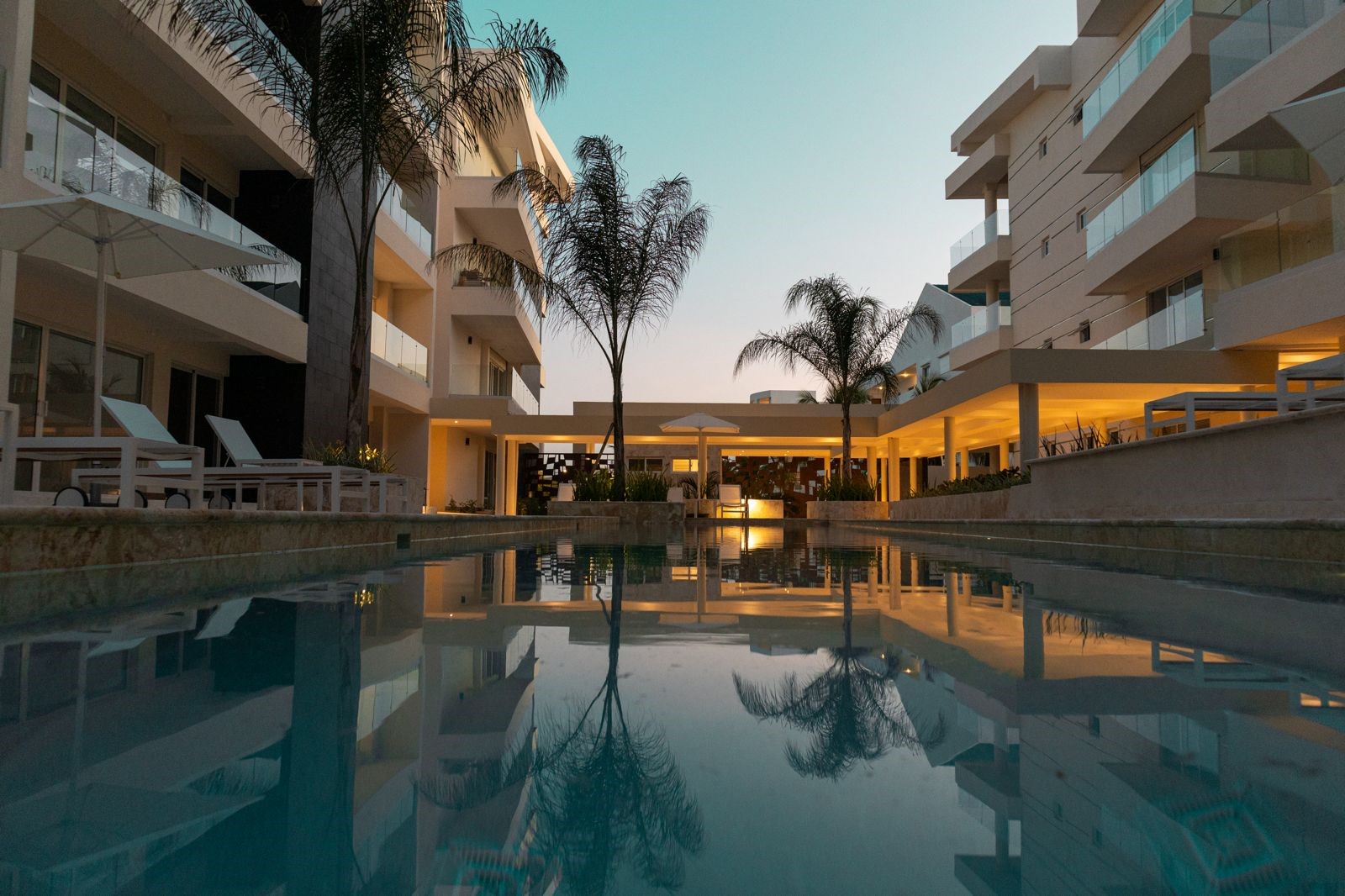 ALQUILER APARTAMENTO LUJOSO EN CAP CANA