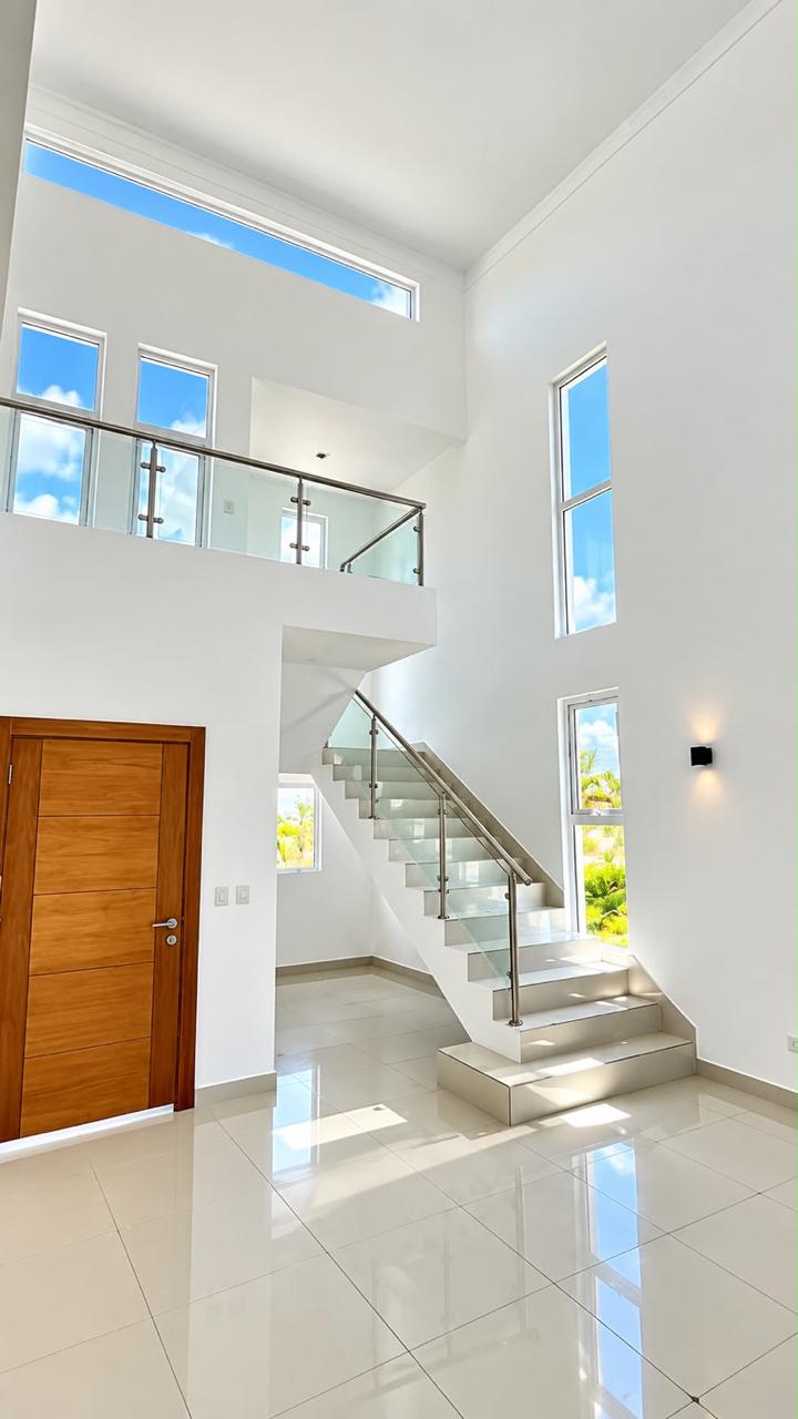 VILLA FOR SALE IN VISTA CANA