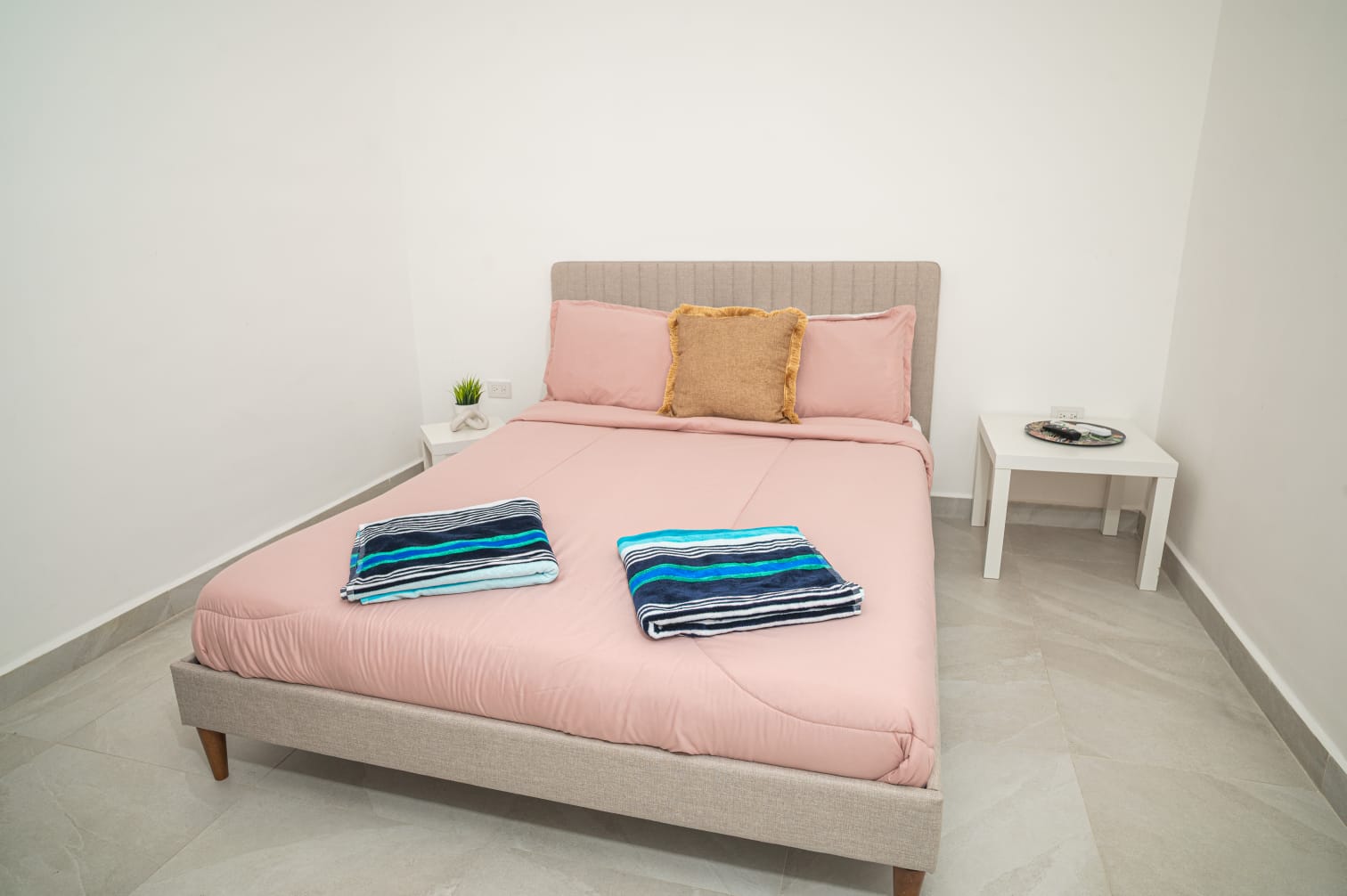 APARTMENT FOR SALE NEAR RIU HOTELS AND GOLF COURSES IN PUNTA CANA