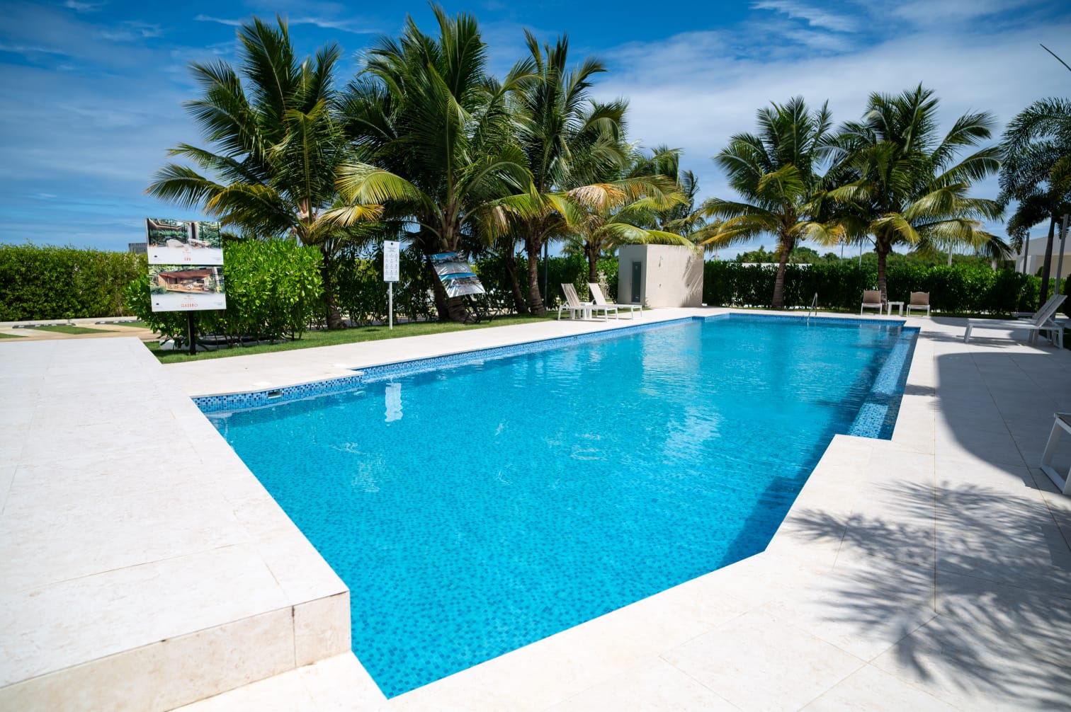 APARTMENT FOR SALE NEAR RIU HOTELS AND GOLF COURSES IN PUNTA CANA